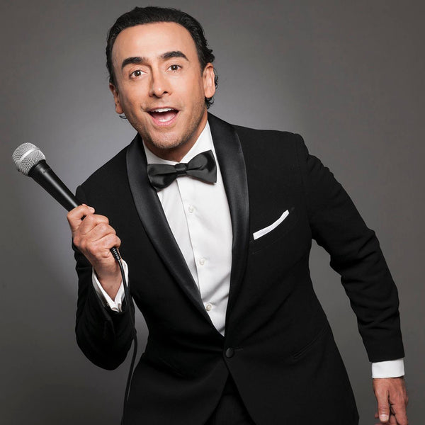 Saludo  de Adal Ramones