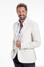 Saludo  de Gabriel Soto